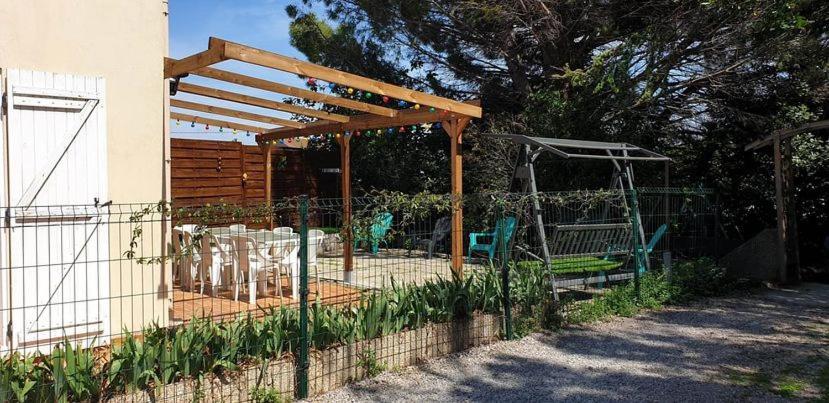 Appartamento Location saisonnière Coursan Esterno foto