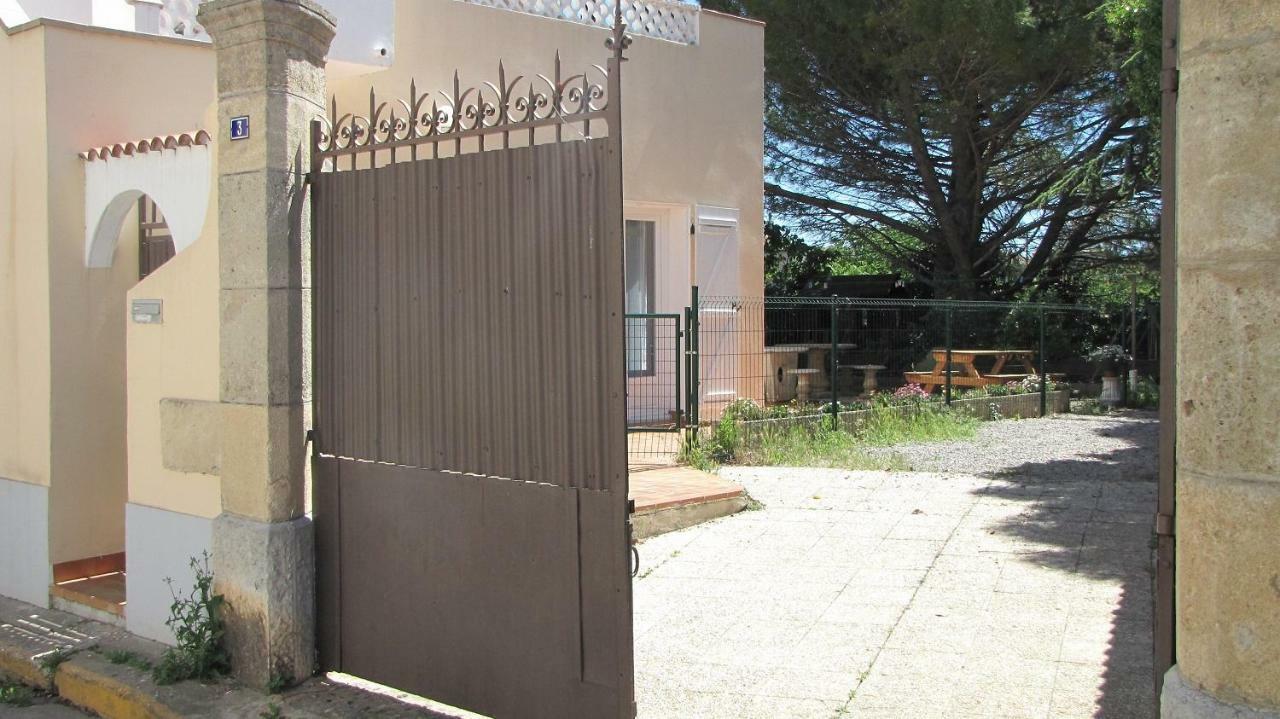 Appartamento Location saisonnière Coursan Esterno foto